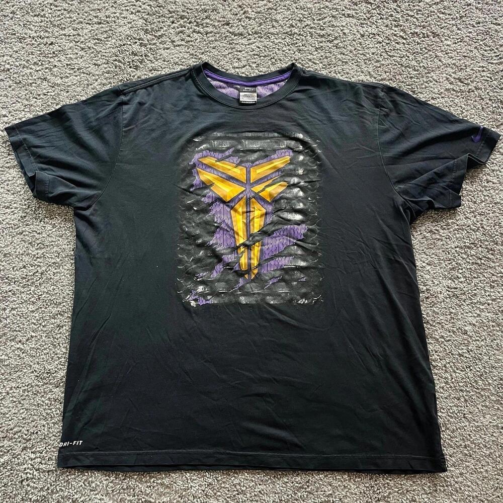 2012 Kobe Bryant Sheath Logo T Shirt Dri-Fit Black Purple Yellow Lakers 2Xl